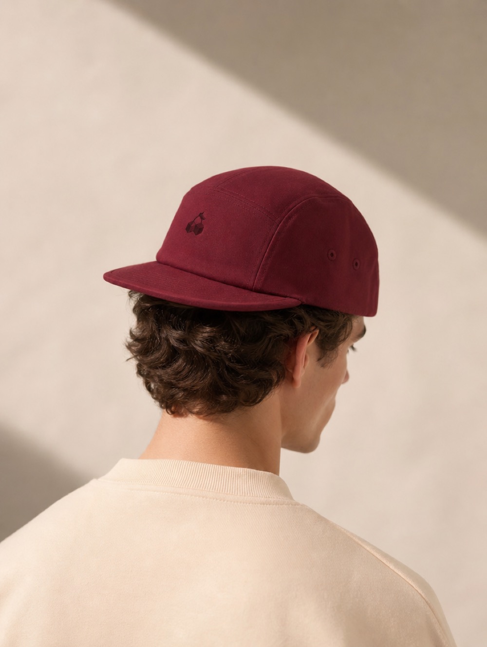 Cap Studio, porté
